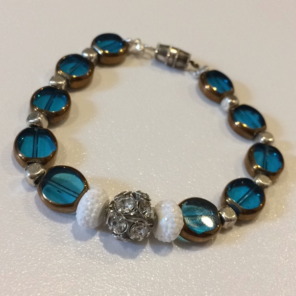 Handmade bracelet - Picture 2 of 2